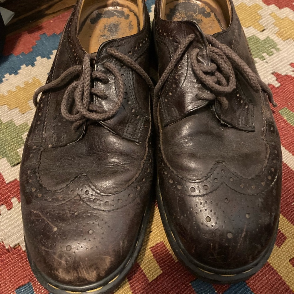 90’s Doc Marten Wingtip Men’s Dress Shoe. Size 9